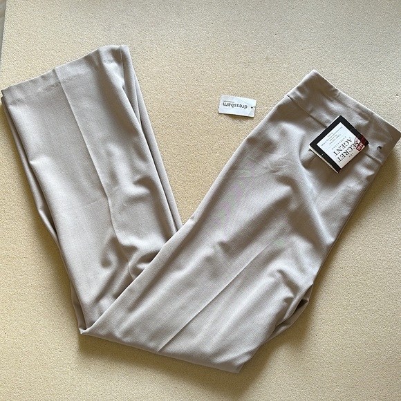 Roz & Ali Pants - New Roz & Ali Pull On Tummy Control Tan Trouser (Size 6)